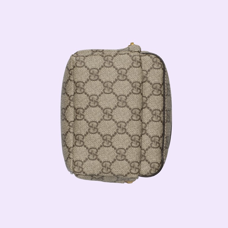 725654.92TCG.8563.015.063.0000.Light Multi function bag with Interlocking G